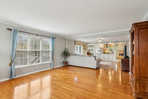 Crestview Ct-1704-010.jpg