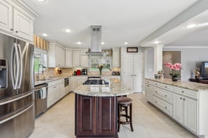 Crestview Ct-1704-021.jpg
