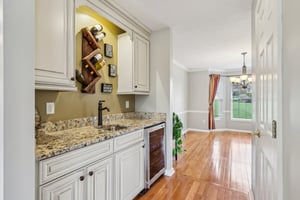 Crestview Ct-1704-023.jpg