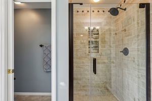 Crestview Ct-1704-032.jpg