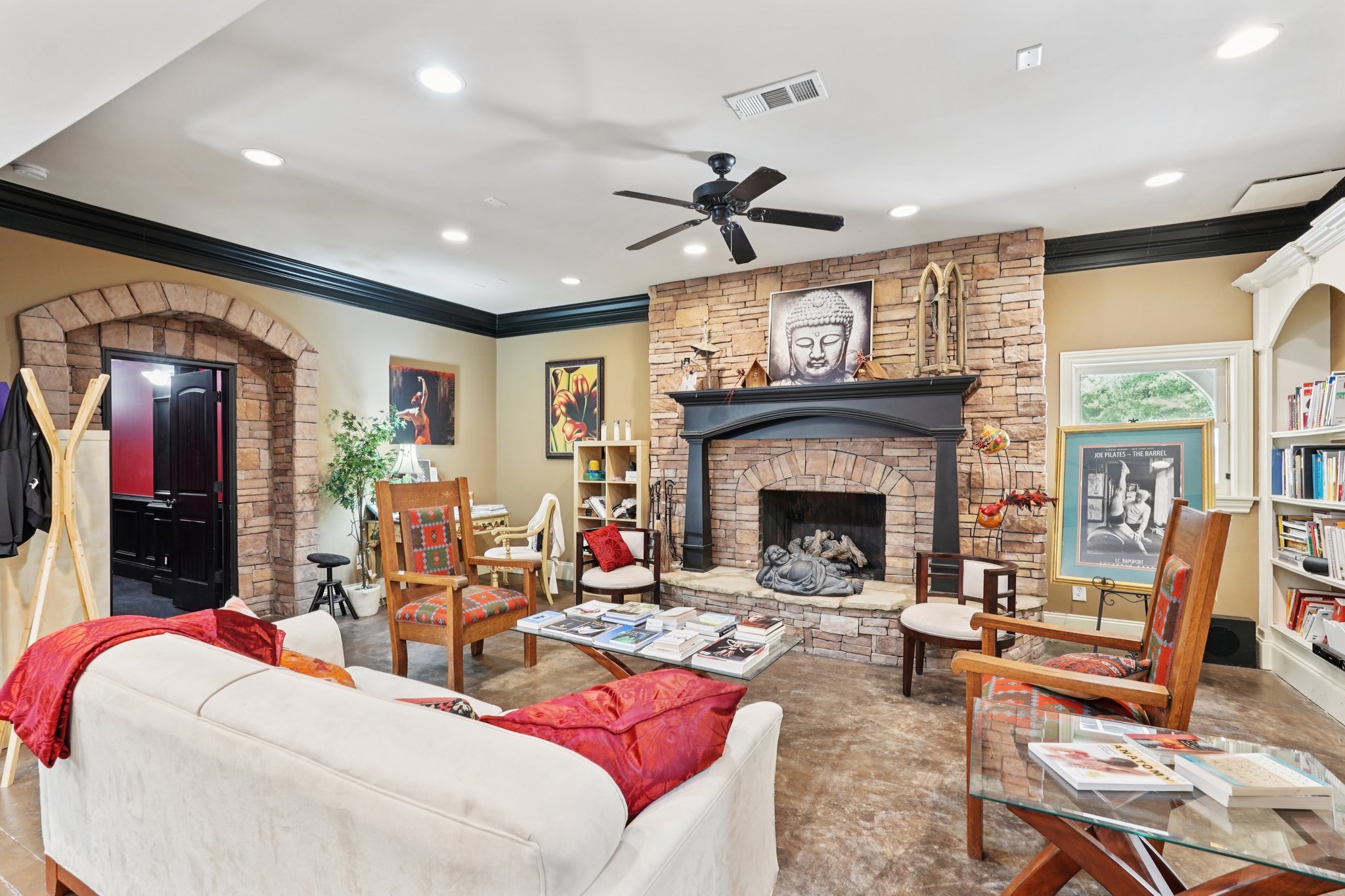 Dorris Rd-L2307-025.jpg
