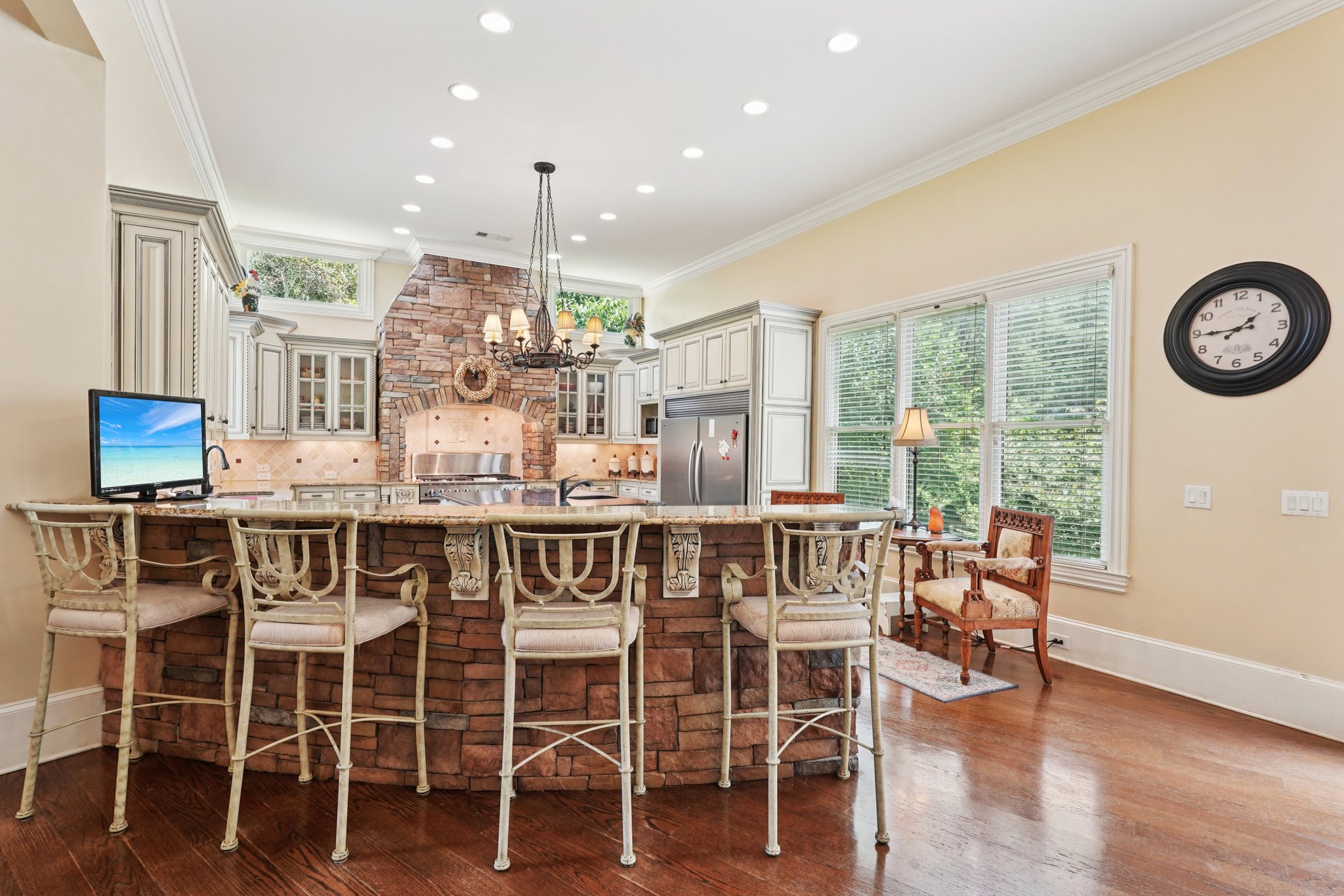 Dorris Rd-L2307-034.jpg