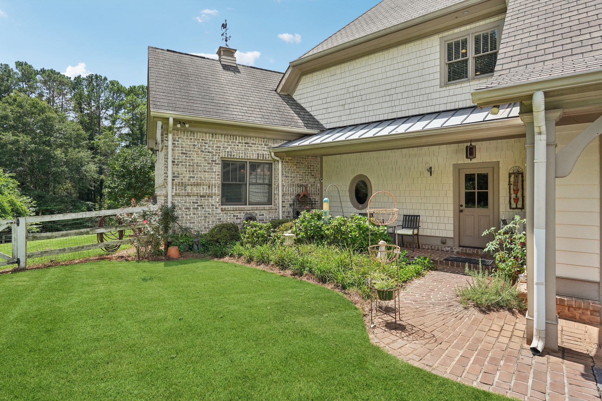 Dorris Rd-L2307-098.jpg