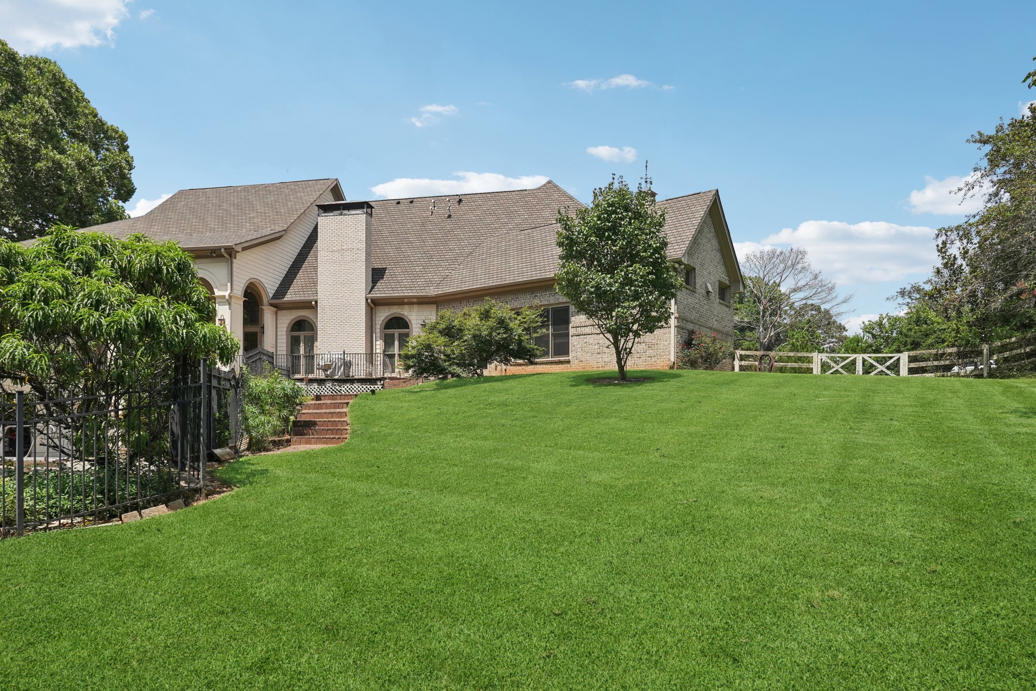 Dorris Rd-L2307-103.jpg