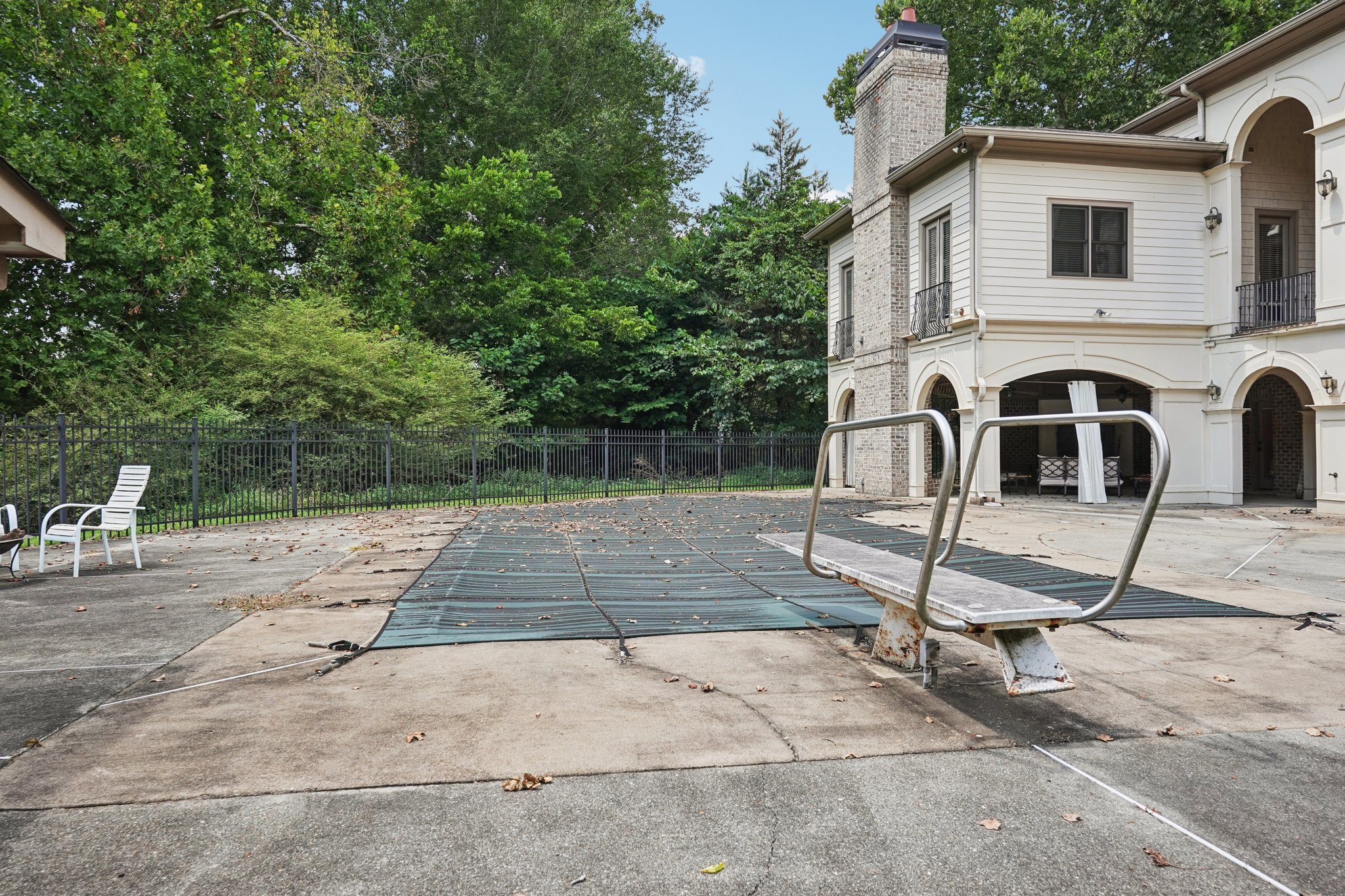 Dorris Rd-L2307-104.jpg