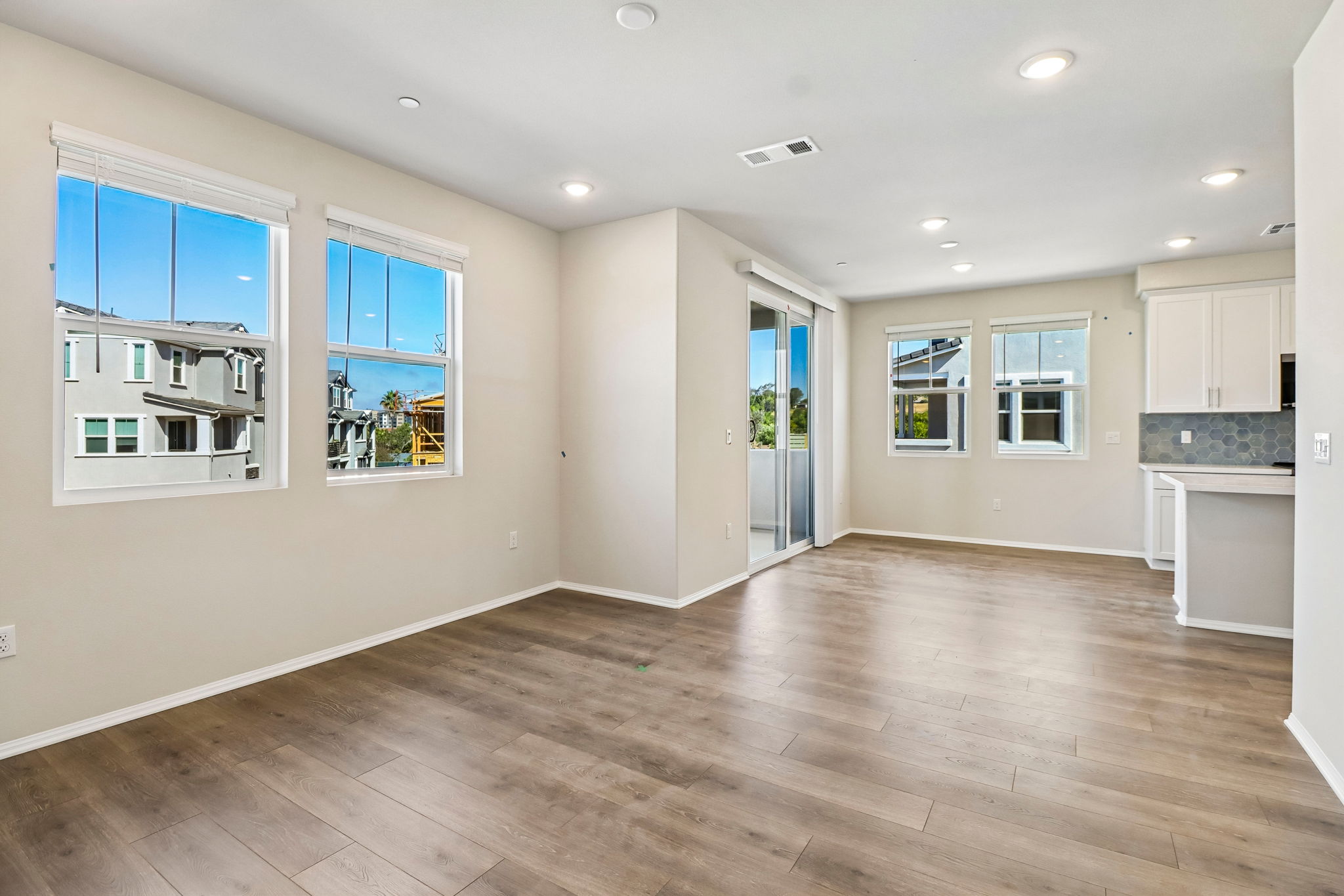 SoCal - Cielo - 601 Lotus Dr San Marcos CA 92069 - 005