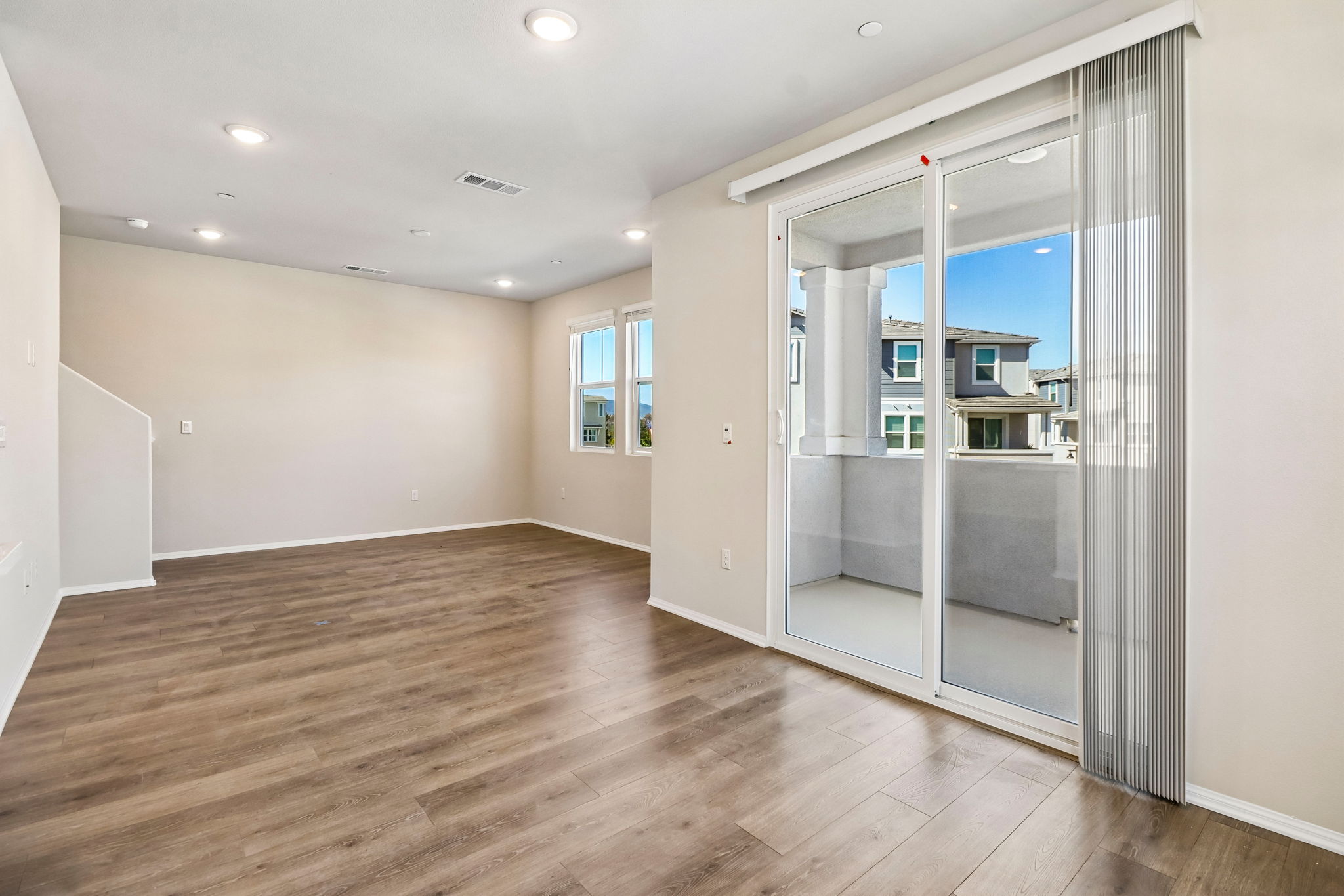 SoCal - Cielo - 601 Lotus Dr San Marcos CA 92069 - 006