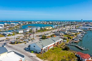 601 Old Causeway Rd, Atlantic Beach, NC 28512, USA Photo 22