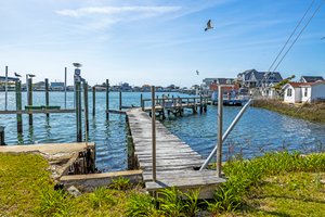 601 Old Causeway Rd, Atlantic Beach, NC 28512, USA Photo 6