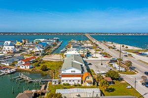 601 Old Causeway Rd, Atlantic Beach, NC 28512, USA Photo 17