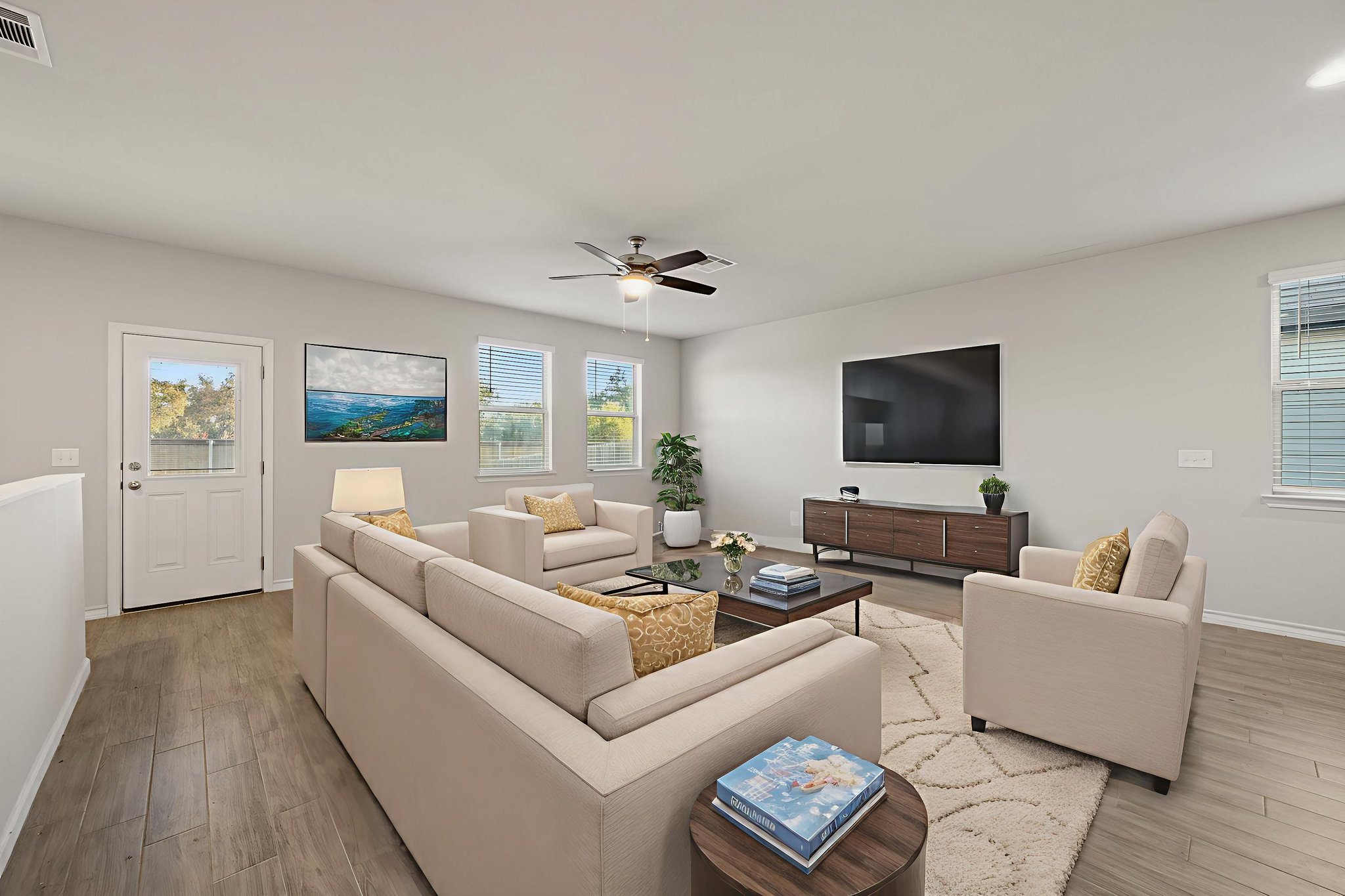 DSC_8393 virtually staged.jpeg