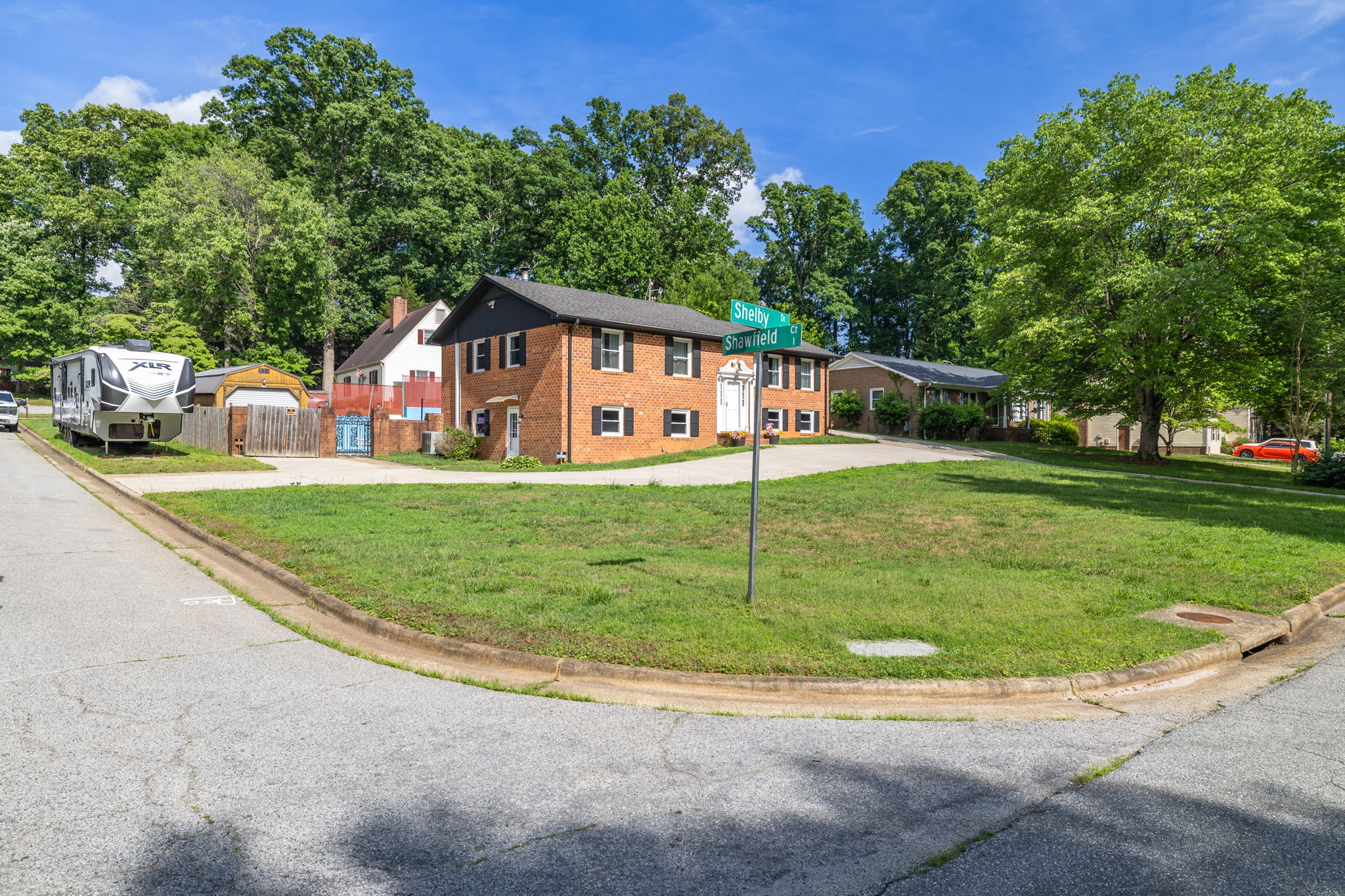 4-print-601 Shelby Dr-4
