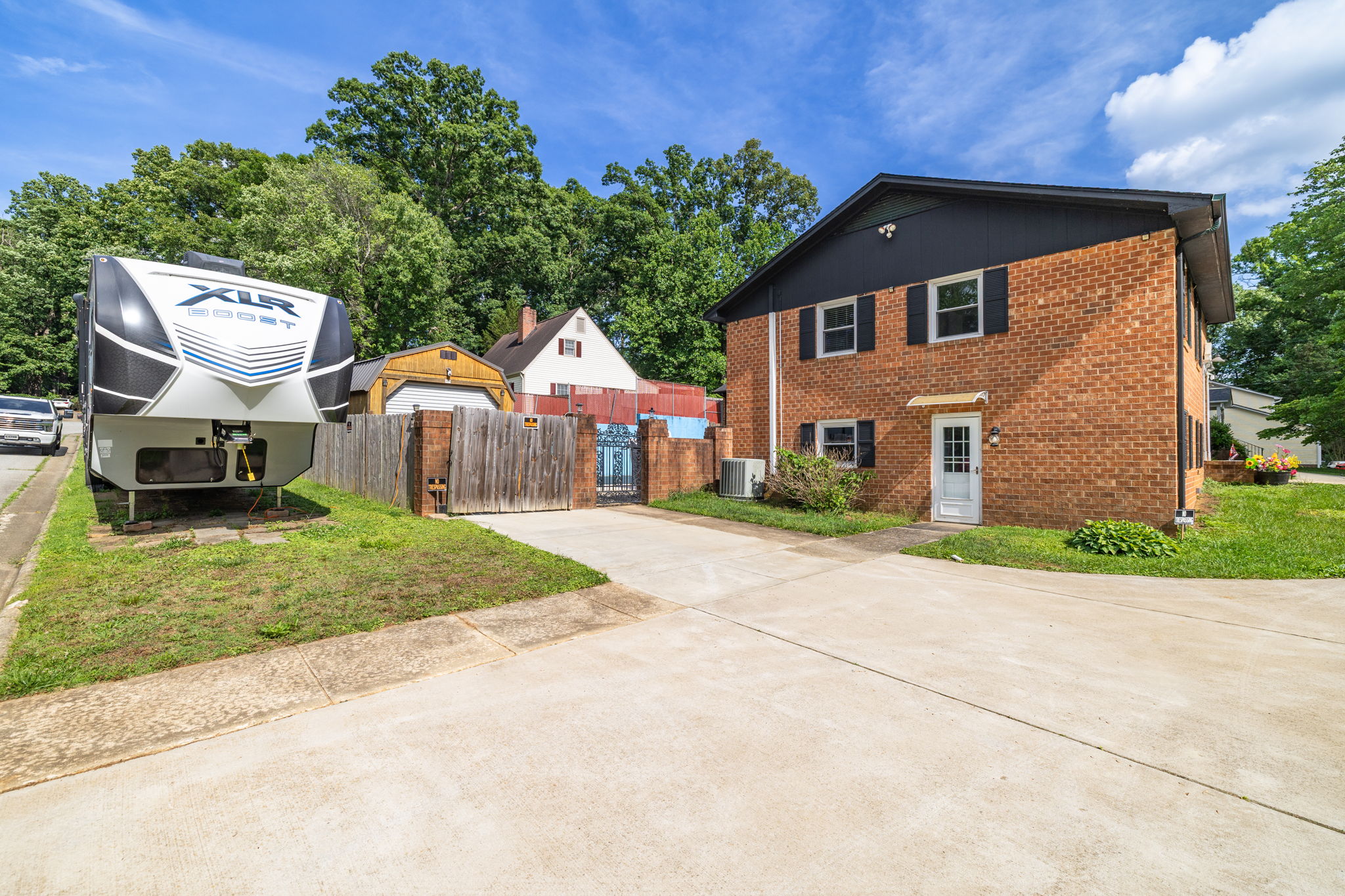 5-print-601 Shelby Dr-5