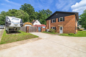 5-print-601 Shelby Dr-5