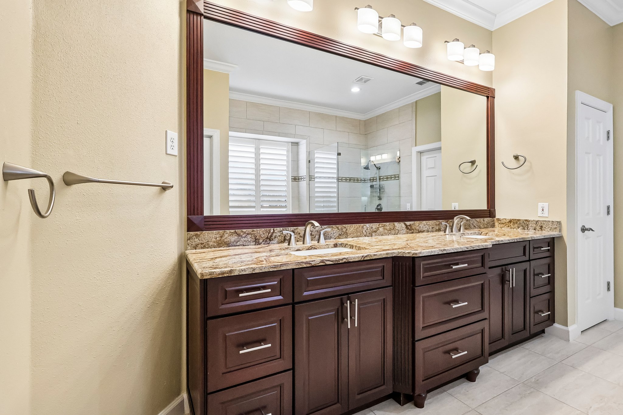 Blakeford Dr-S2804-025.jpg