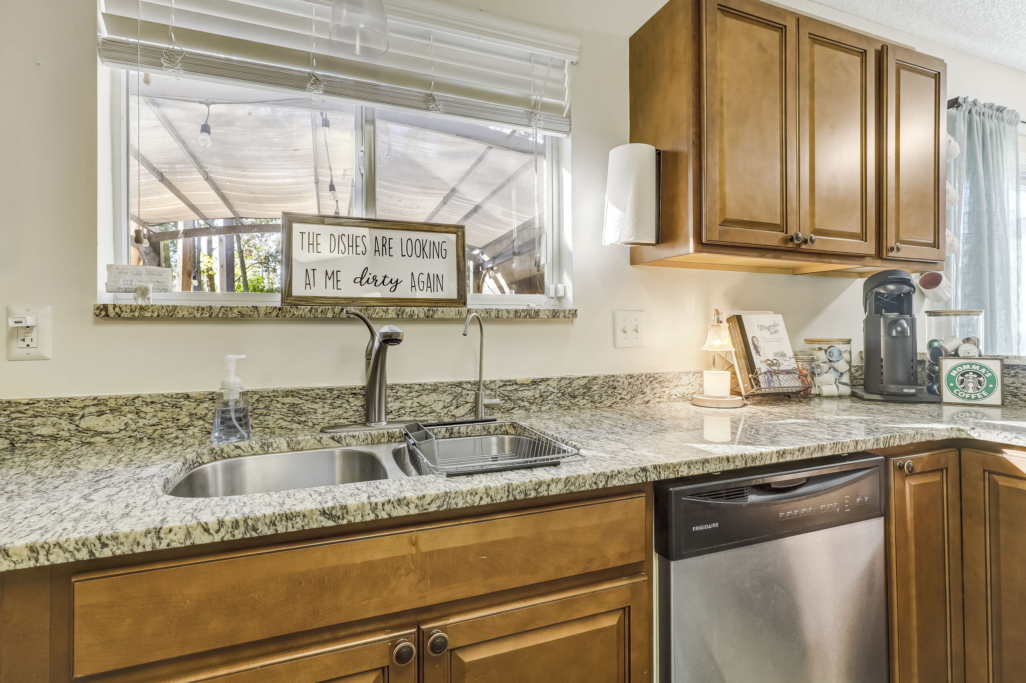 Kitchen/Breakfast Area