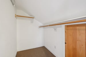 NE Milton St-S0708-018.jpg