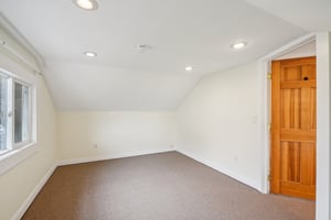 NE Milton St-S0708-025.jpg