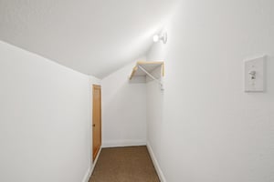 NE Milton St-S0708-026.jpg