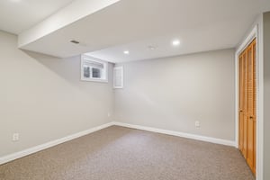 NE Milton St-S0708-040.jpg