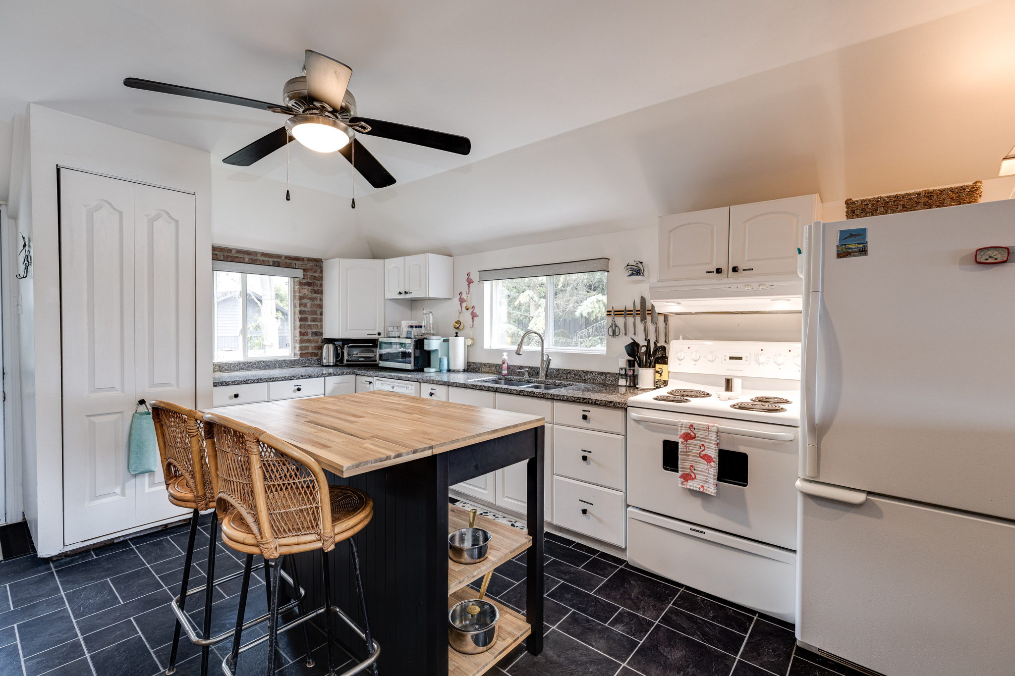 Orillia property showcase — delivered property photograph 3