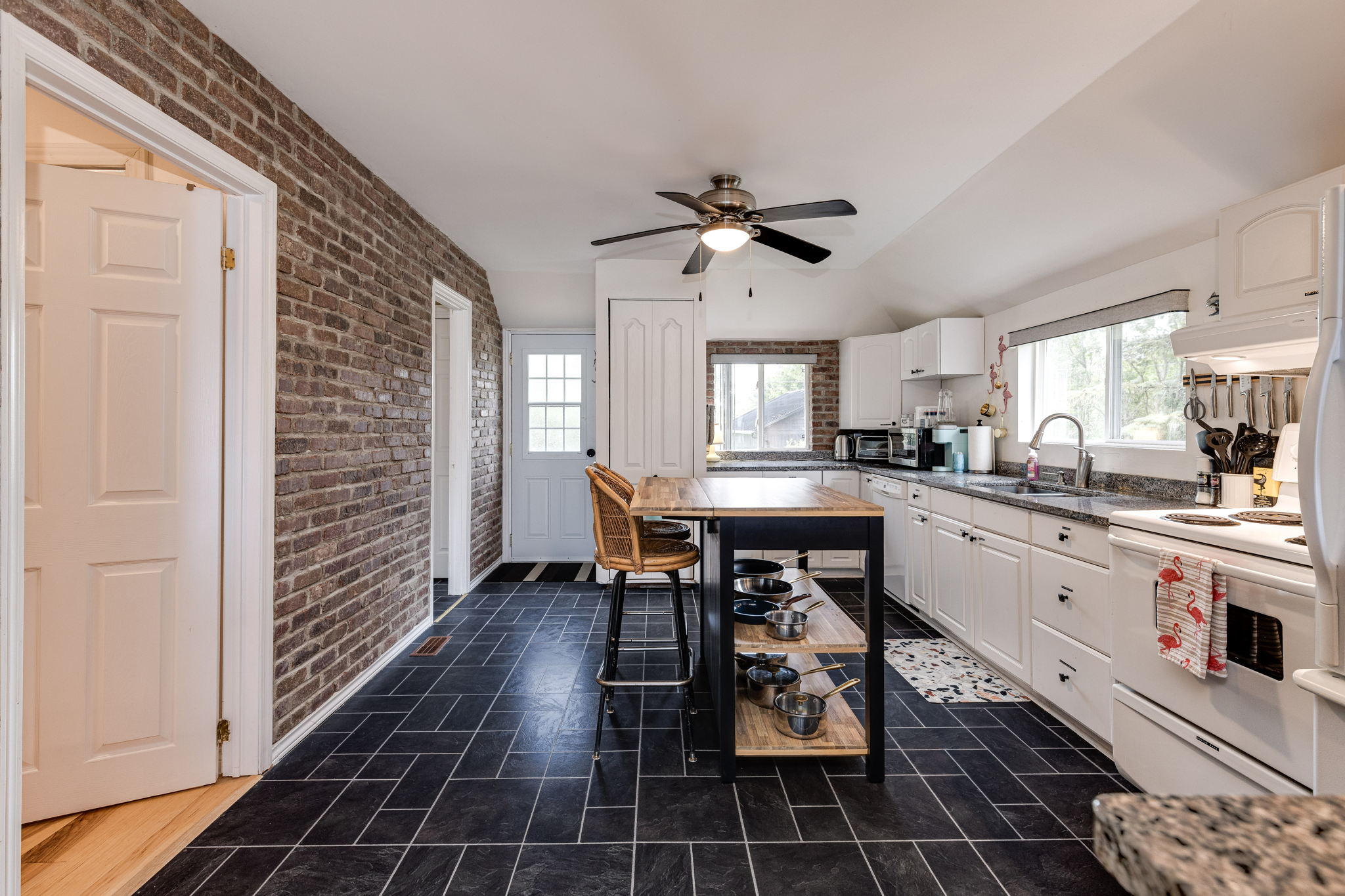 Orillia property showcase — delivered property photograph 5
