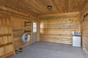  Photo 49