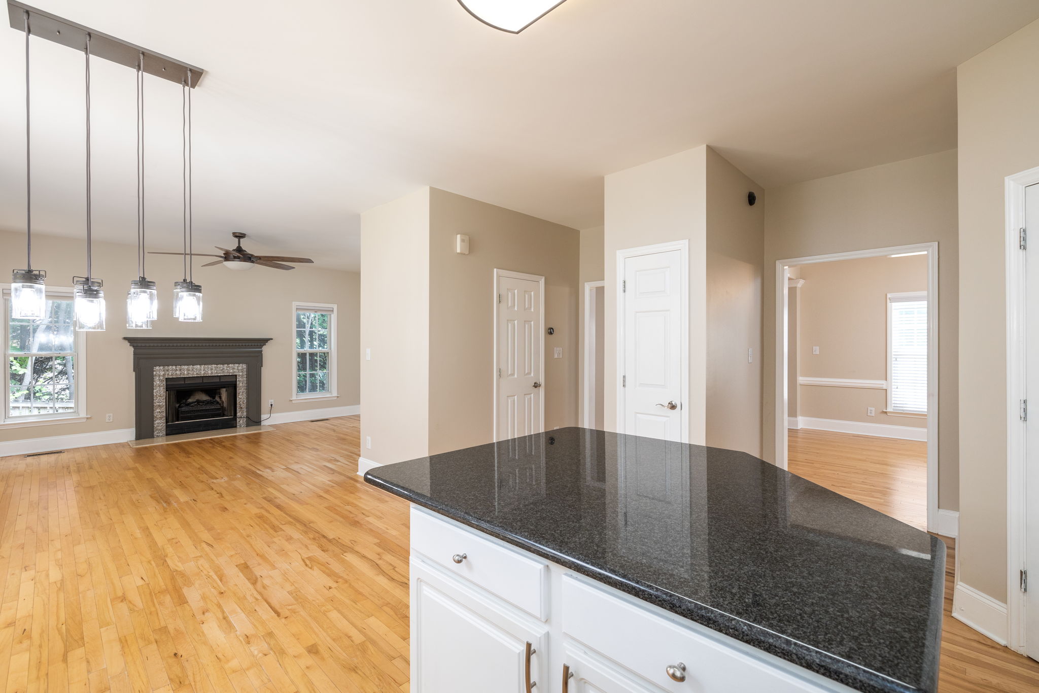 6015 Charring Rd-12