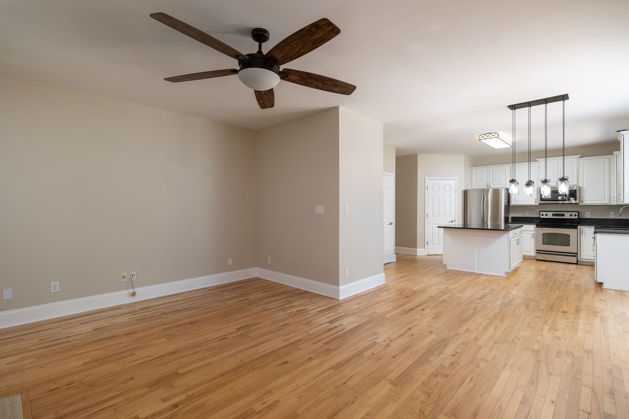 6015 Charring Rd-15