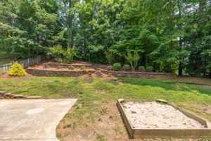 6015 Charring Rd-36