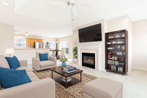 6015 Wooded Creek Dr-8 virtually staged.jpeg