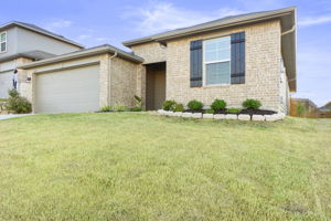 6017 Shanjia Dr, Austin, TX 78724, USA Photo 2