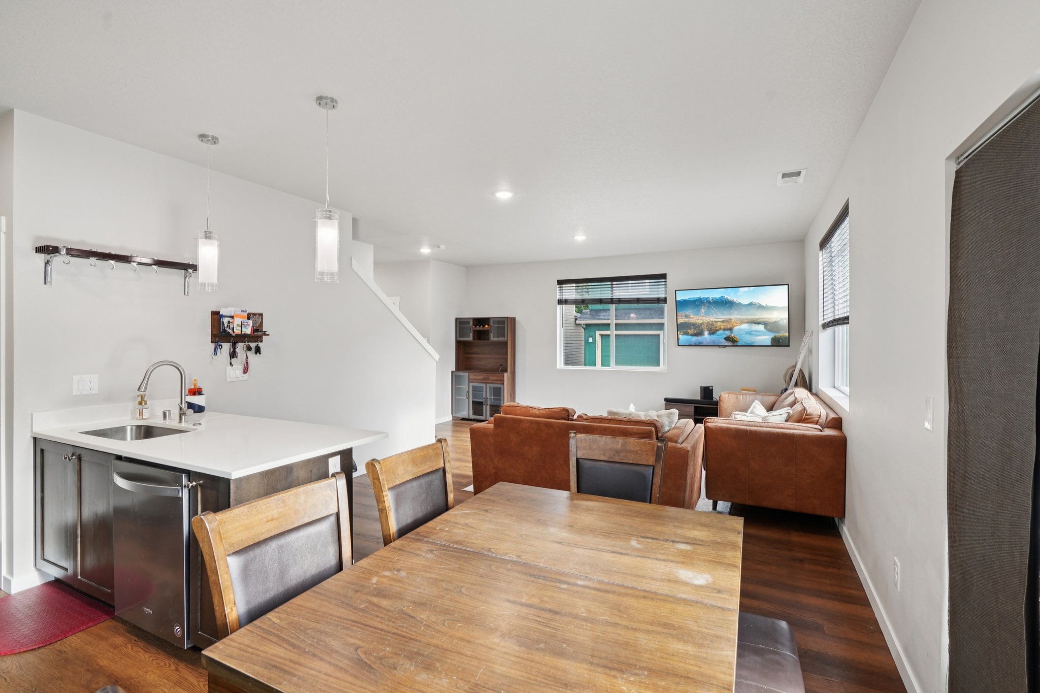 NE 55th Cir-S1001-010.jpg