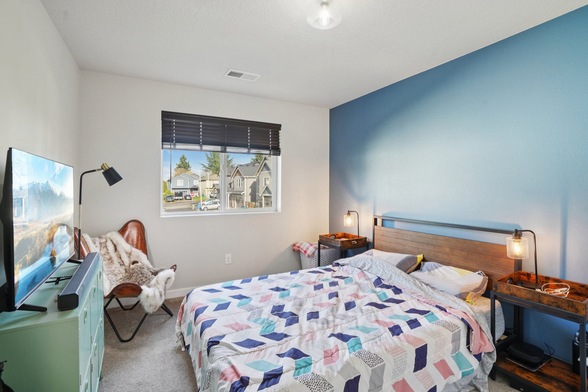 NE 55th Cir-S1001-023.jpg