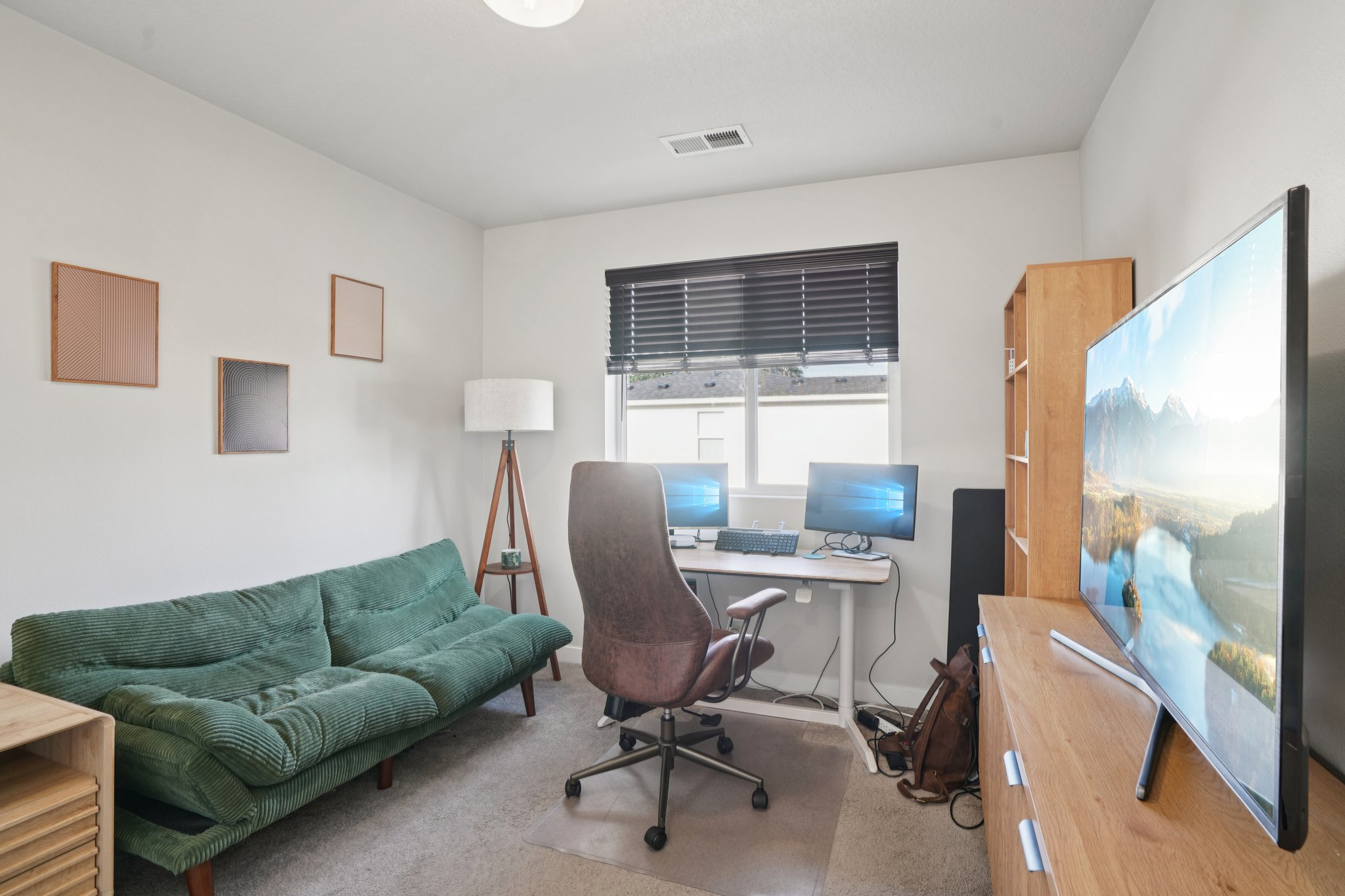 NE 55th Cir-S1001-026.jpg