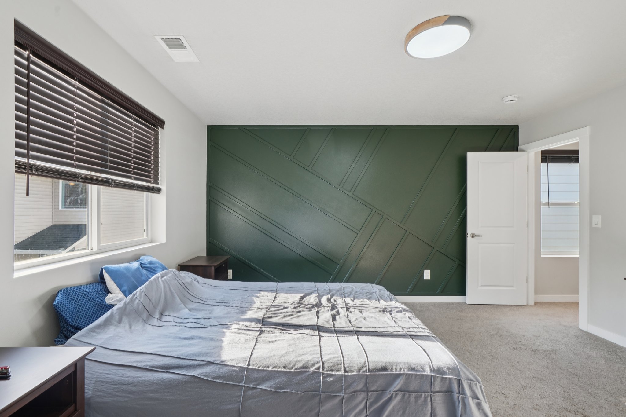 NE 55th Cir-S1001-034.jpg