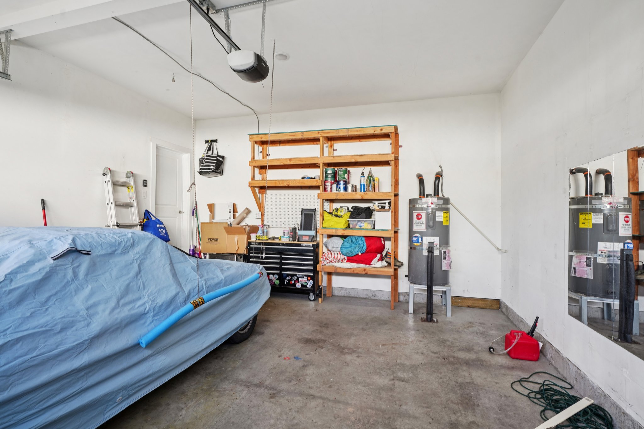 NE 55th Cir-S1001-037.jpg