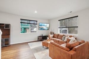 NE 55th Cir-S1001-012.jpg