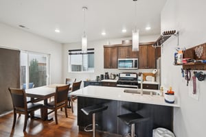 NE 55th Cir-S1001-015.jpg