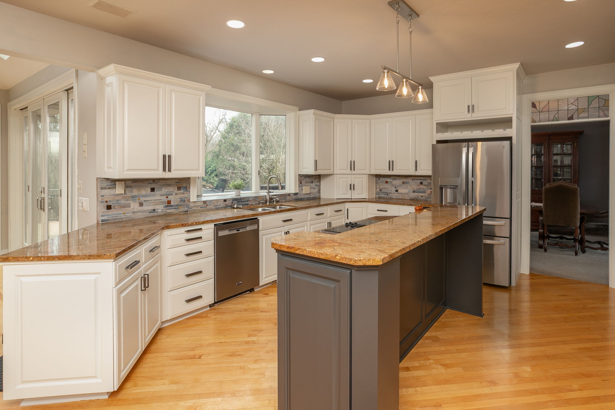 14-Kitchen