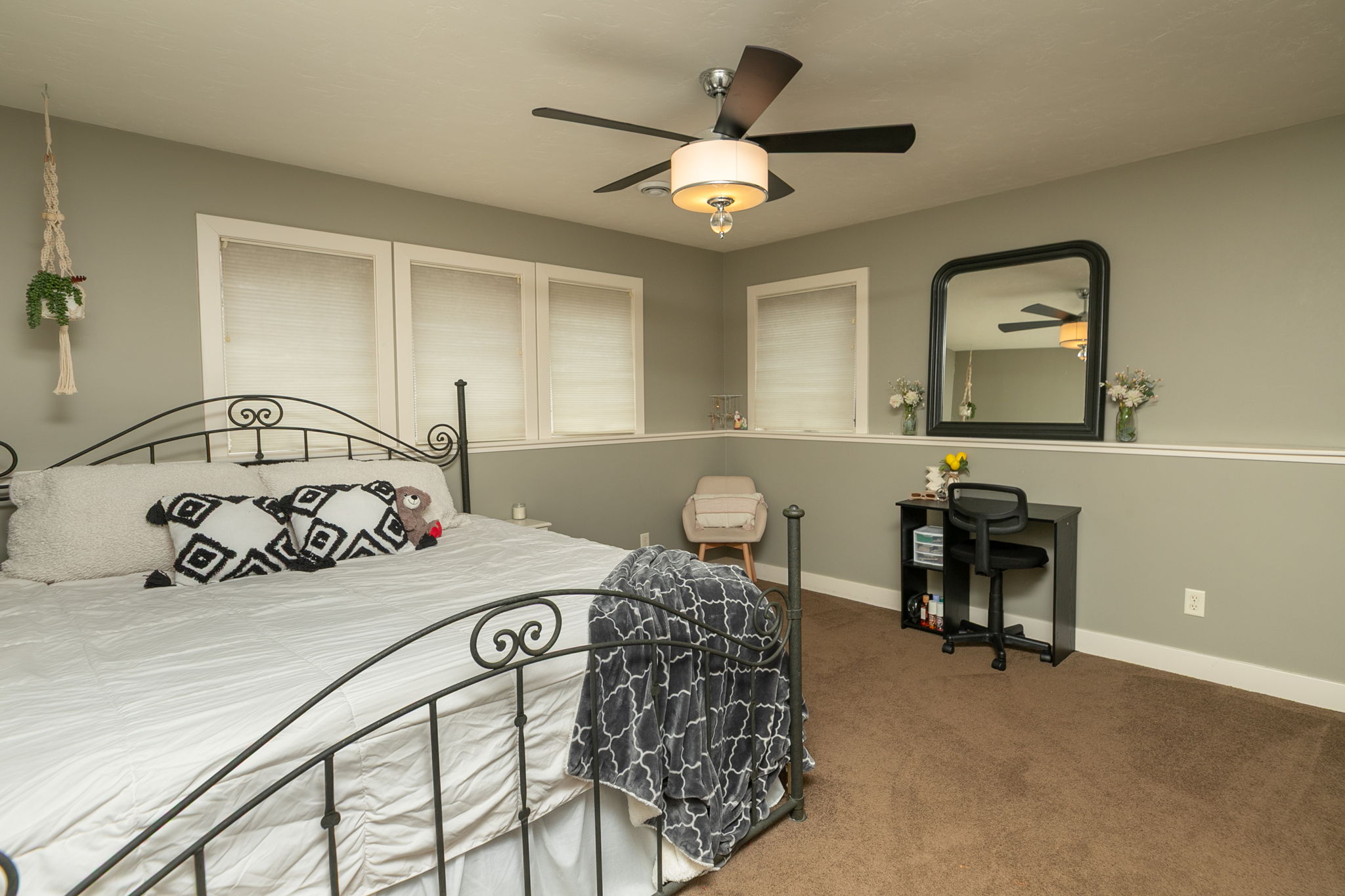 50-Bedroom 5