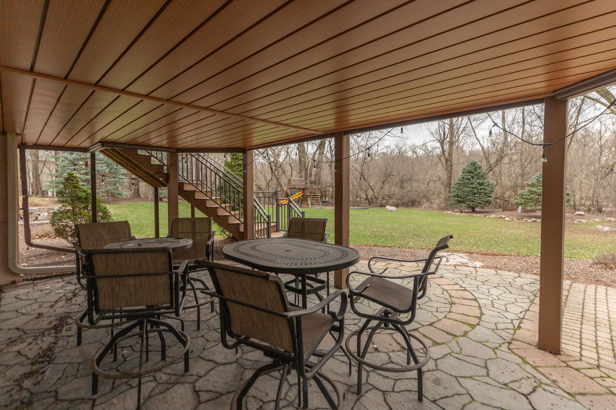 59-Covered Patio