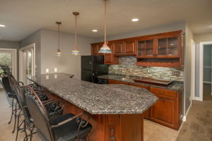 48-Wet Bar