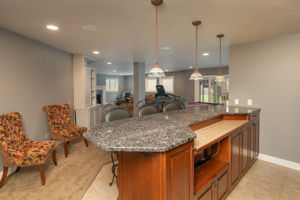 49-Wet Bar