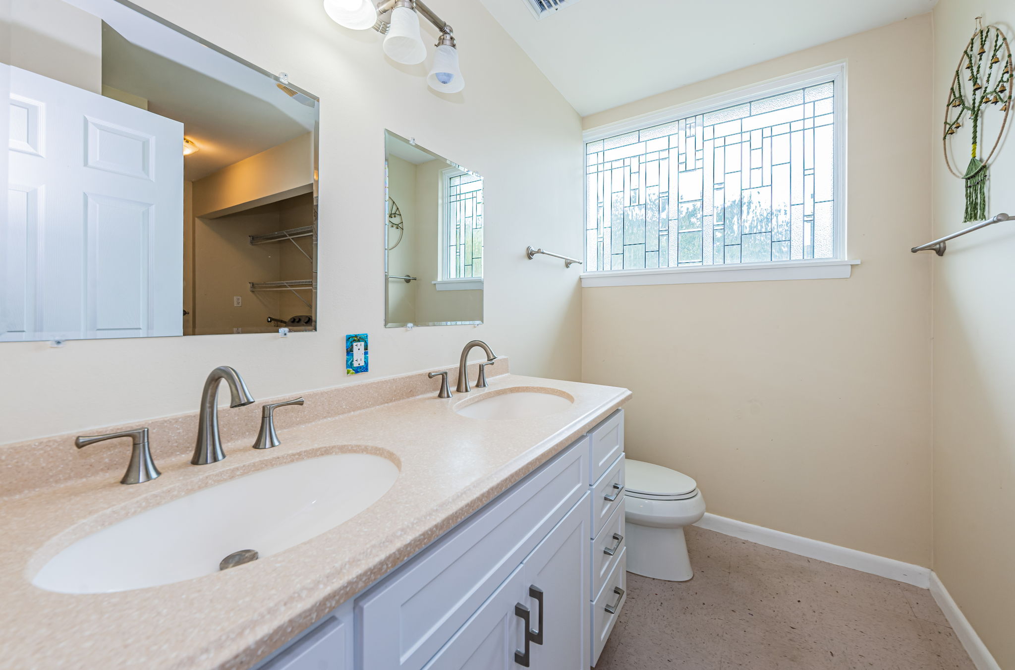 Bathroom2a