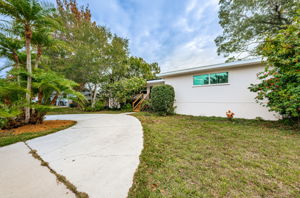 Front Exterior6
