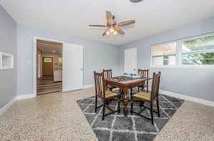 Dining Room4-2