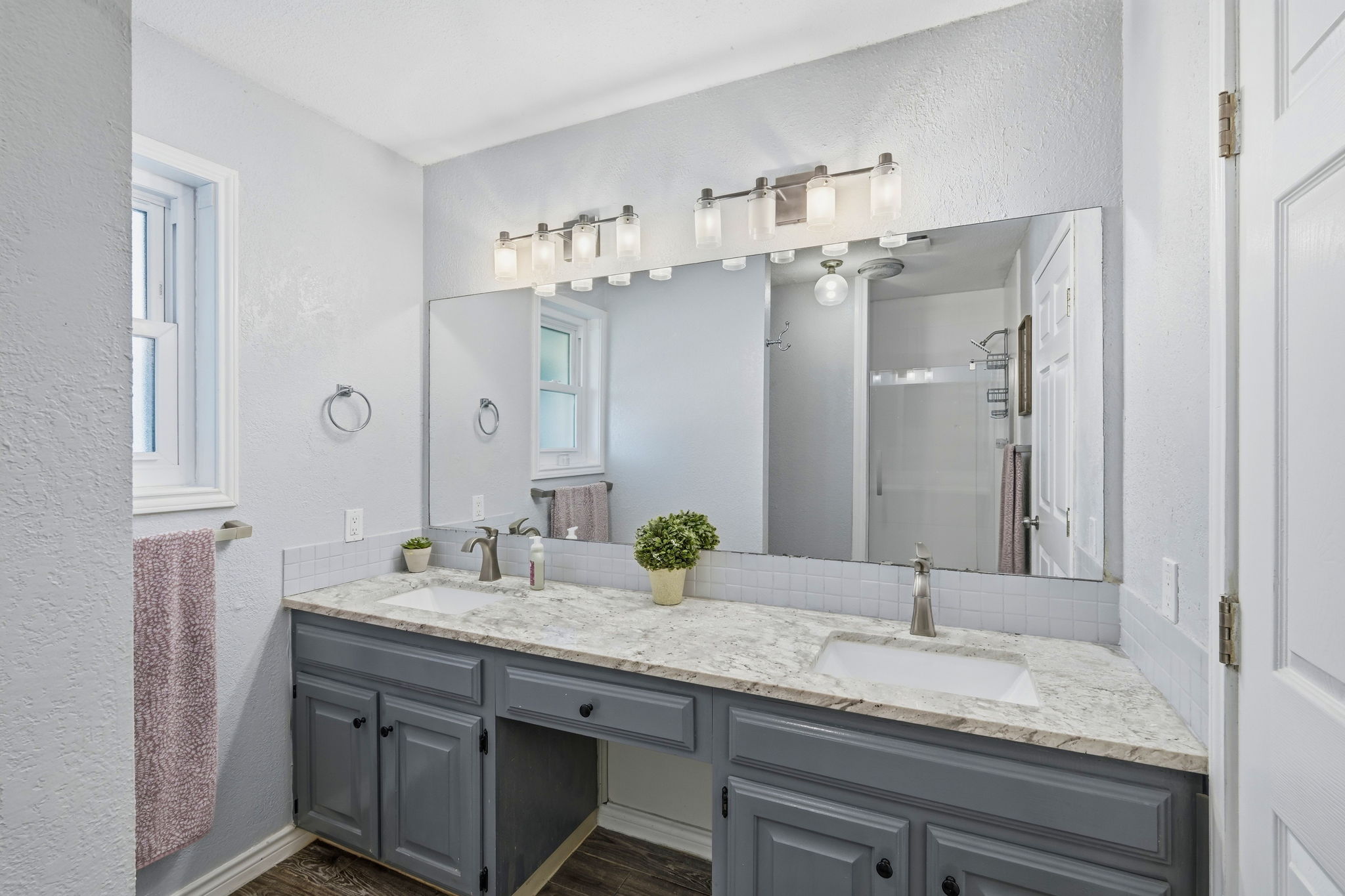 Hall Bathroom