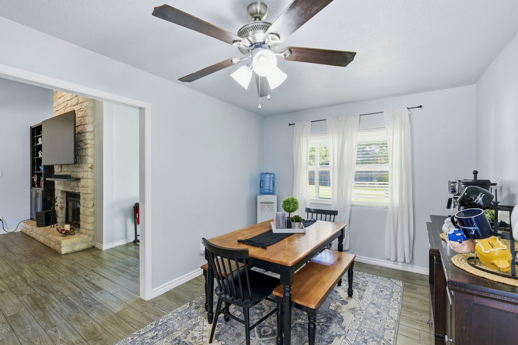 Breakfast Nook