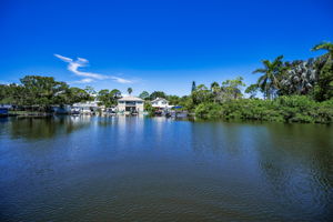 Dock2e